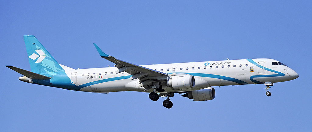 Embraer E195LR of AirDolomiti, Registration No. I-ADJN